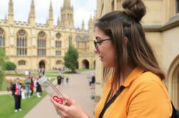 Жизнь в Оксфорде: учеба, наука и город, где каждый камень шепчет историю