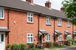 Как подать жалобу на некачественное жильё в Англии: практическое руководство для арендаторов