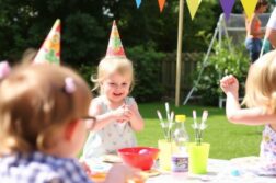 Как устроить детский праздник на природе в Англии: локации и правила