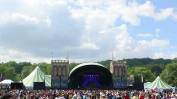 Британские фестивали: куда поехать летом и как выбрать свой идеальный уикенд