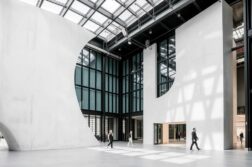 Образование в сфере архитектуры в Великобритании: стажировки, портфолио и путь к профессиональному статусу